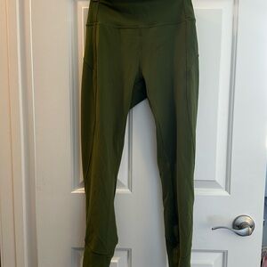 Lululemon 25” In movement tight - Everglades